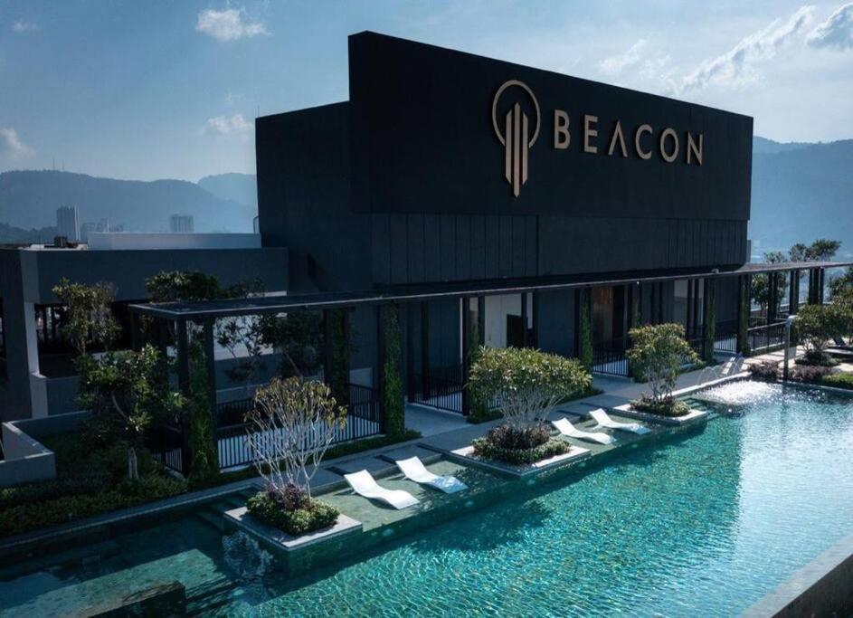 13A Beacon Executive Suites #Rooftoppool #Luxurysuites George Town Esterno foto